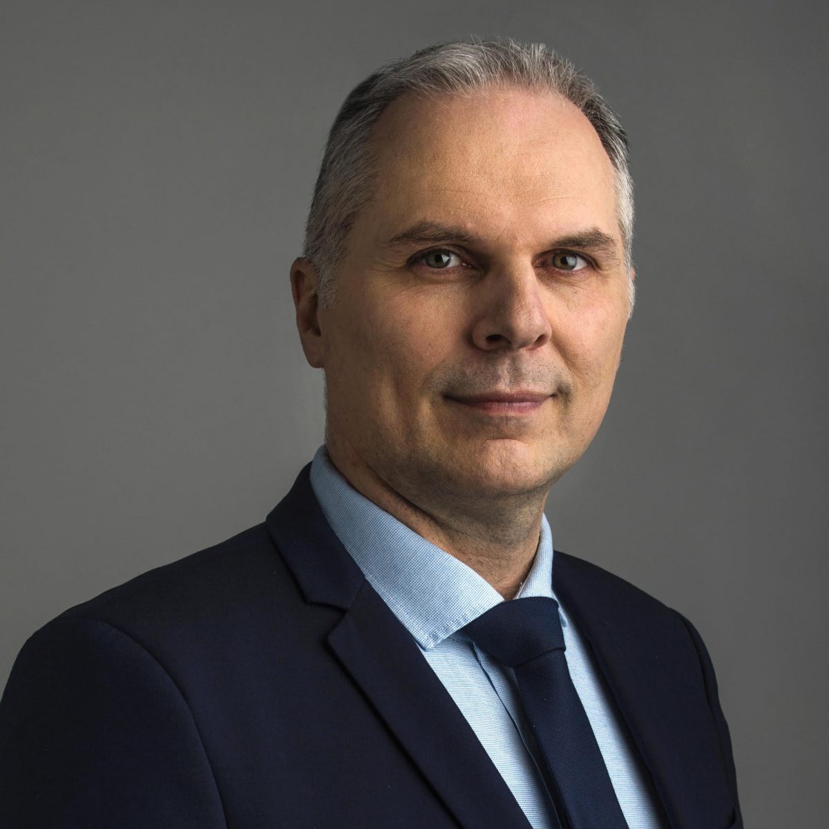 Dr George Mireas MD PhD rhinoplasty surgeon